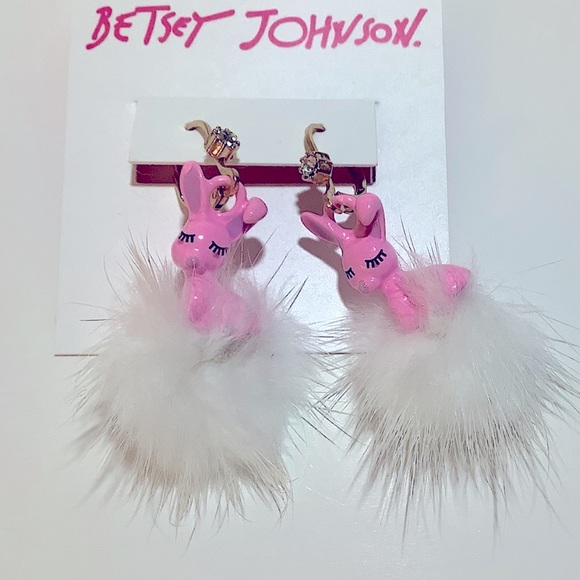 New Betsey Johnson SOMEBUNNYS BABY PUFF EARRINGS - Picture 7 of 8